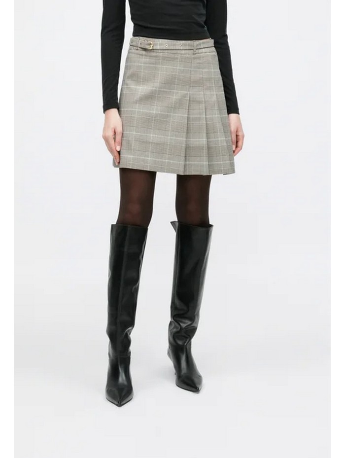 FALDA-GUESS-W6RD55-WJ642-FM7U